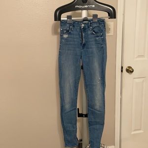 Mother high waisted looker in doodling damsel